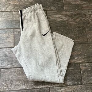 NIKE grey men’s sweatpants